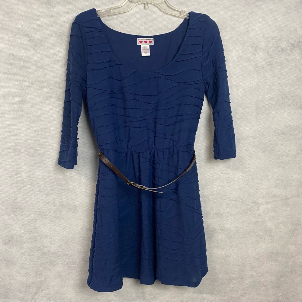 Three Pink Hearts Dress Women’s Juniors Medium Navy Textured 3/4 Sleeve